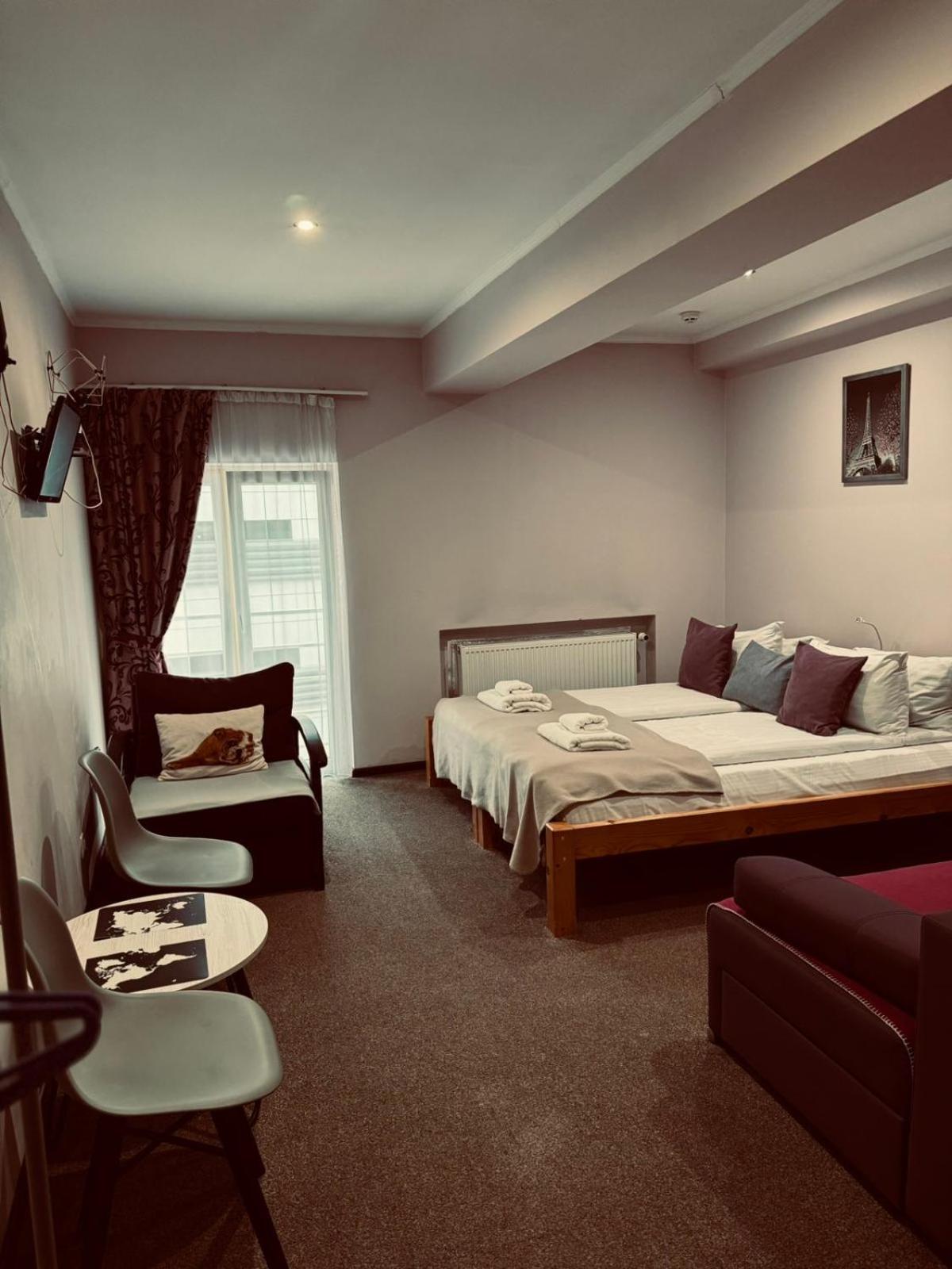 לבוב Apart Hotel Avinos מראה חיצוני תמונה