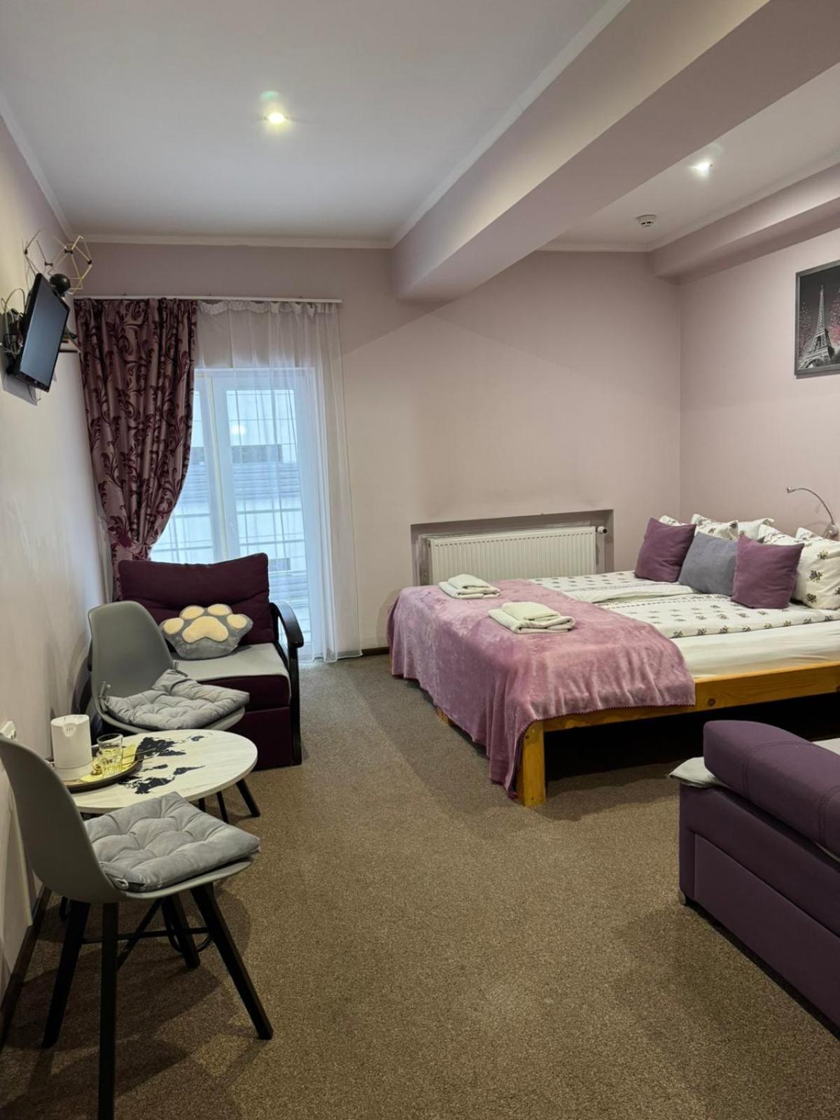 לבוב Apart Hotel Avinos מראה חיצוני תמונה